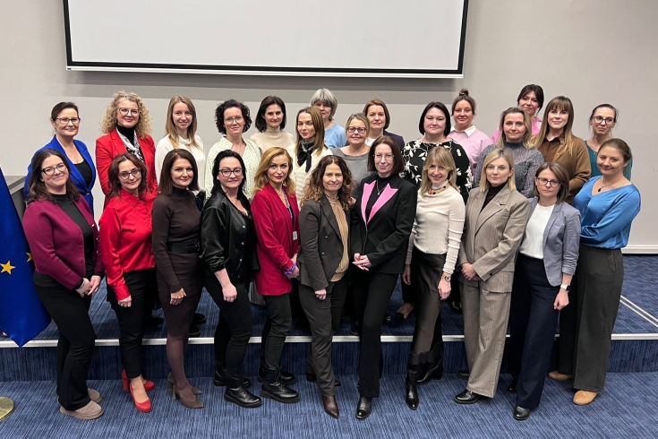 zdjęcie grupowe uczestniczek programu